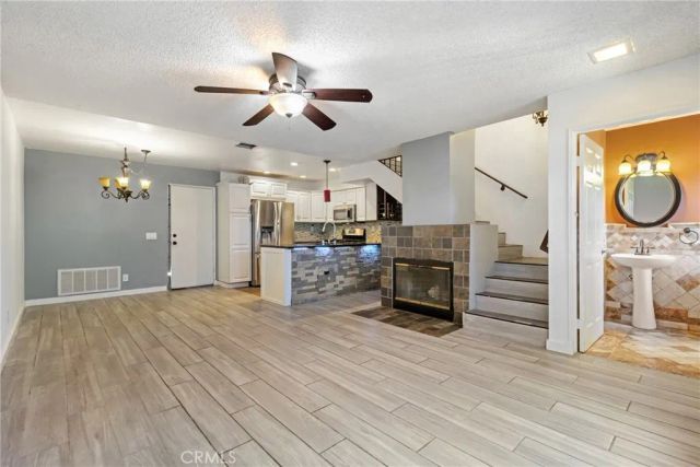 12411 Osborne 2, Pacoima, CA 91331