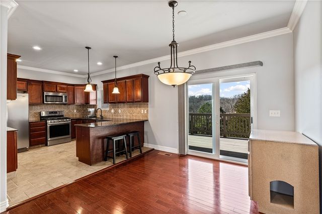 8767 Pageant Drive, Rogers, AR 72756