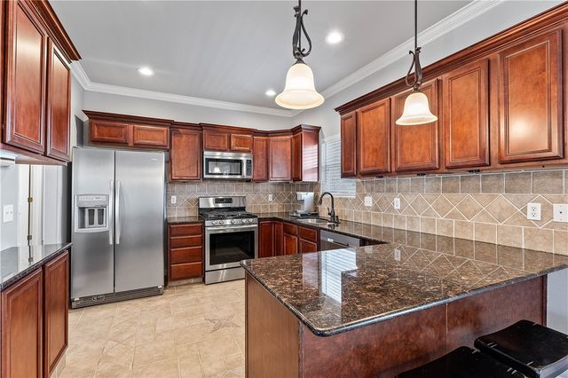 8767 Pageant Drive, Rogers, AR 72756