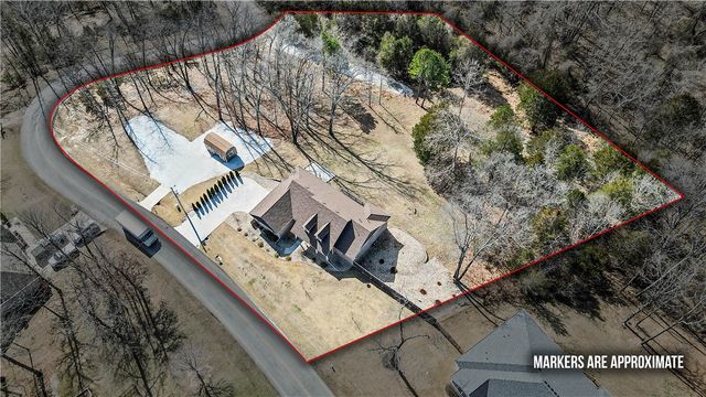 8767 Pageant Drive, Rogers, AR 72756