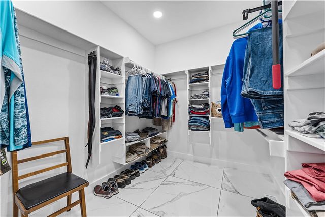 8767 Pageant Drive, Rogers, AR 72756