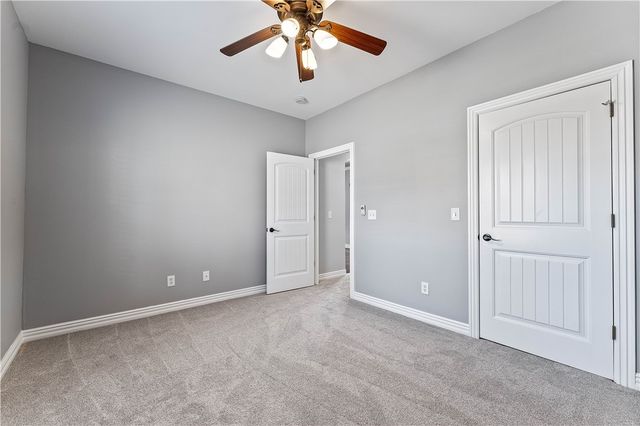 8767 Pageant Drive, Rogers, AR 72756