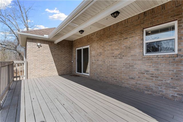 8767 Pageant Drive, Rogers, AR 72756