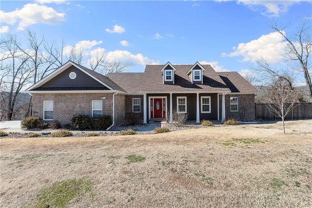8767 Pageant Drive, Rogers, AR 72756