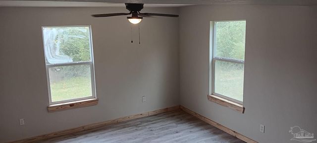 5770 N Hwy 95a, Molino, FL 32577