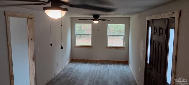 5770 N Hwy 95a, Molino, FL 32577