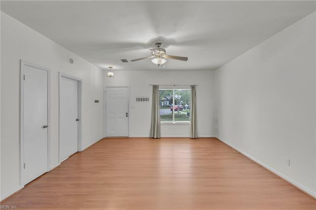 4304 Merlyn Walk PL, Newport News, VA 23602