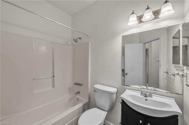 4304 Merlyn Walk PL, Newport News, VA 23602