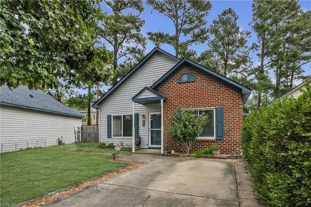 4304 Merlyn Walk PL, Newport News, VA 23602