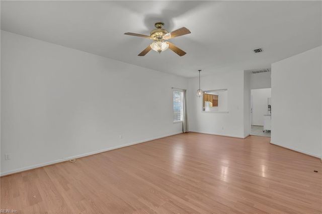 4304 Merlyn Walk PL, Newport News, VA 23602