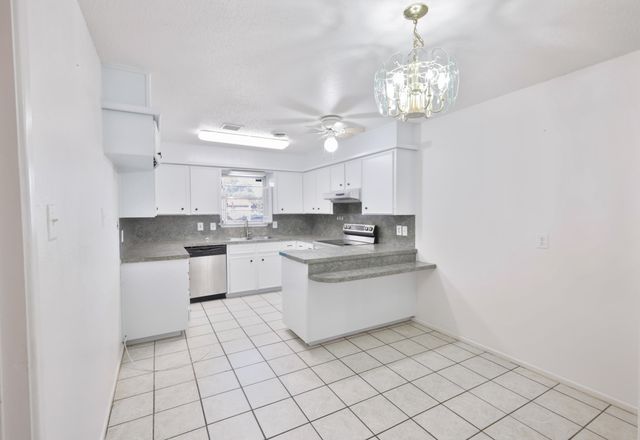 5427 40th Street, Lubbock, TX 79414