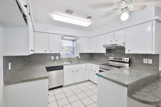 5427 40th Street, Lubbock, TX 79414