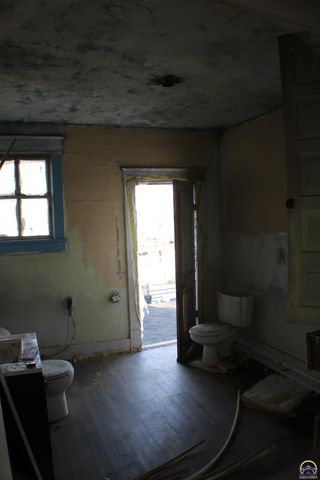 217 SW Tyler ST, Topeka, KS 66603