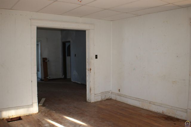 217 SW Tyler ST, Topeka, KS 66603