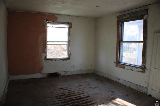 217 SW Tyler ST, Topeka, KS 66603