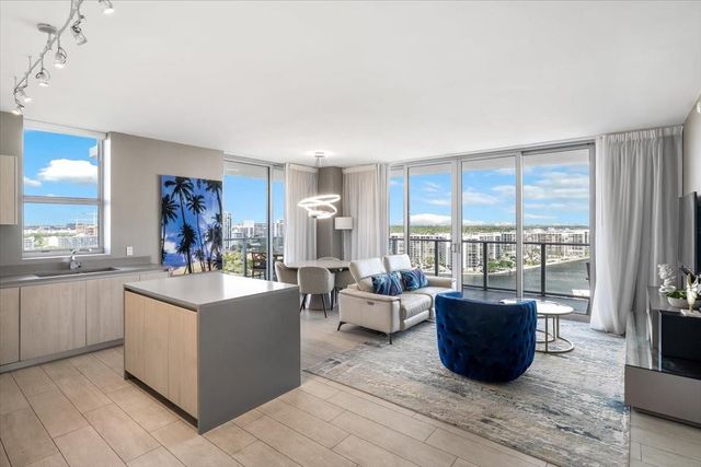 4010 S Ocean Drive R1102, Hollywood, FL 33019