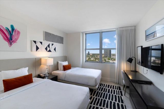 4010 S Ocean Drive R1102, Hollywood, FL 33019