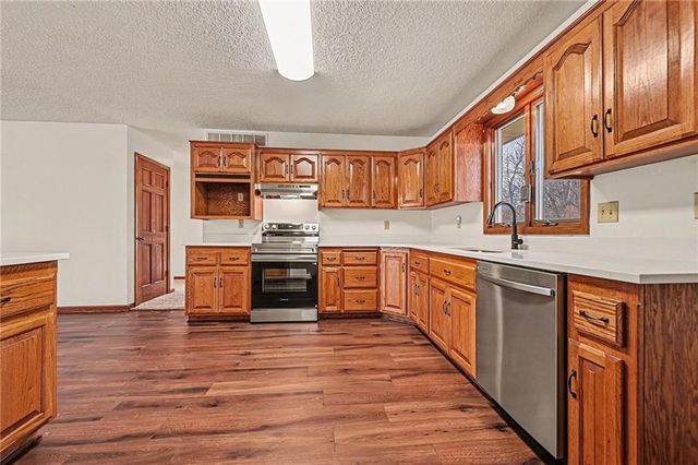 103 Allison Court, Lawson, MO 64062