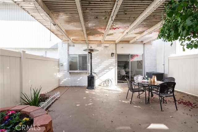 231 Green Lea, Thousand Oaks, CA 91361