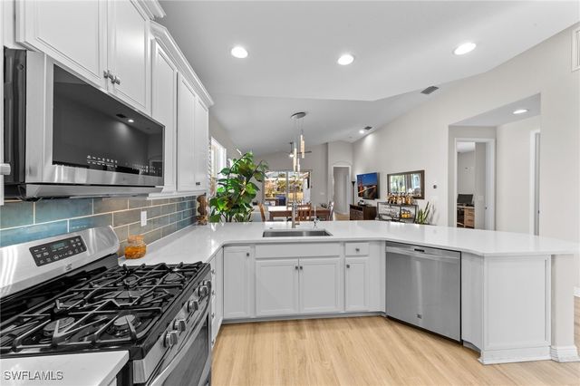 9402 La Bianco ST, Estero, FL 33967