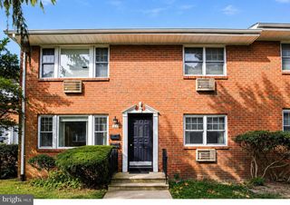 111 THE ORCHARDS #E, East Windsor, NJ 08512