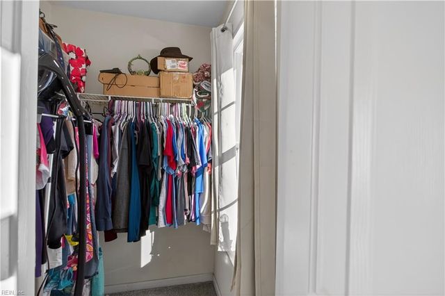 6812 Burbage Lake CIR, Suffolk, VA 23435