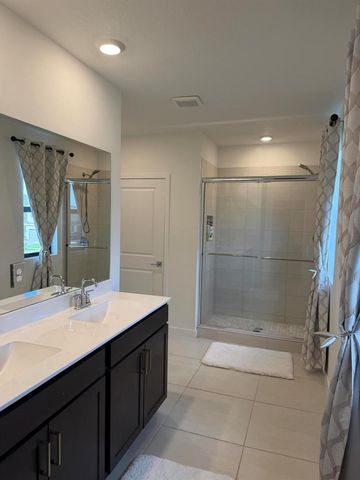1325 NE 2nd Court, Homestead, FL 33033