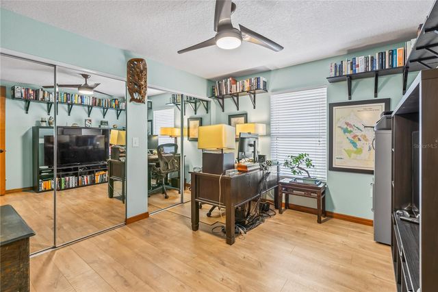 4204 2ND AVENUE NE, Bradenton, FL 34208