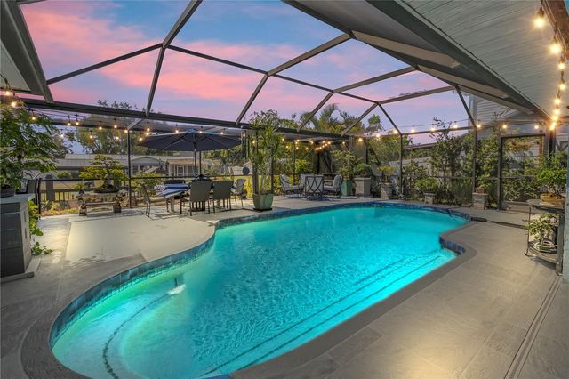 4204 2ND AVENUE NE, Bradenton, FL 34208