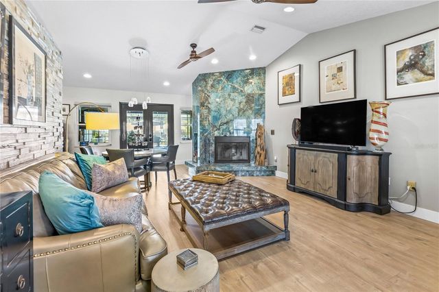 4204 2ND AVENUE NE, Bradenton, FL 34208