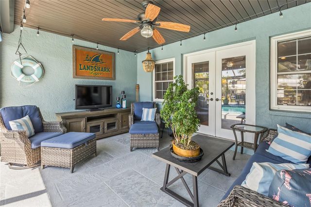 4204 2ND AVENUE NE, Bradenton, FL 34208