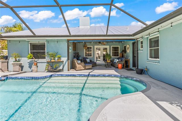 4204 2ND AVENUE NE, Bradenton, FL 34208