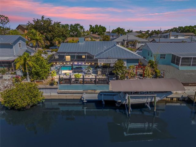 4204 2ND AVENUE NE, Bradenton, FL 34208