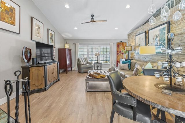 4204 2ND AVENUE NE, Bradenton, FL 34208