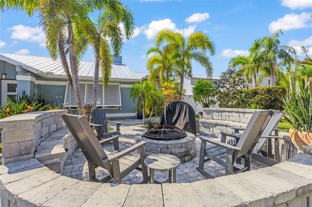 4204 2ND AVENUE NE, Bradenton, FL 34208