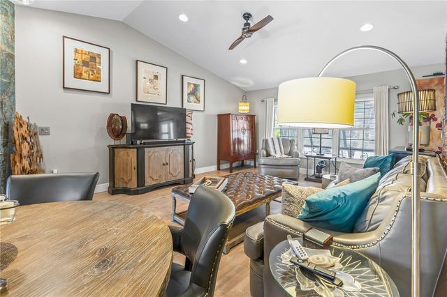 4204 2ND AVENUE NE, Bradenton, FL 34208