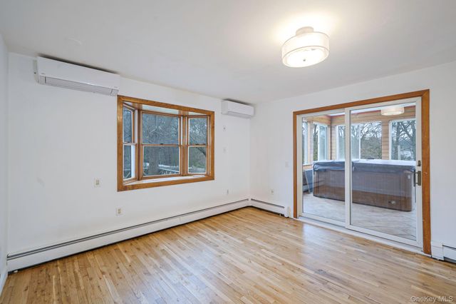 60 1st Avenue, Medford, NY 11763