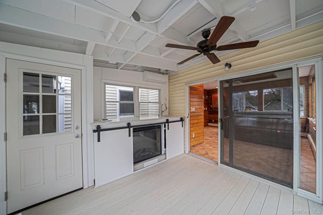 60 1st Avenue, Medford, NY 11763