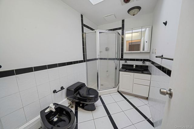 60 1st Avenue, Medford, NY 11763