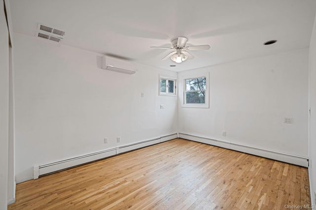 60 1st Avenue, Medford, NY 11763