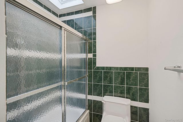 60 1st Avenue, Medford, NY 11763