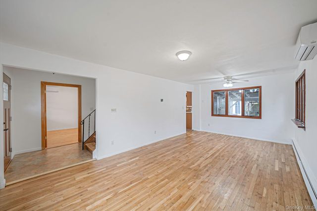 60 1st Avenue, Medford, NY 11763