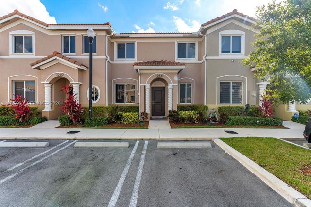1056 SE 24th Avenue, Homestead, FL 33035