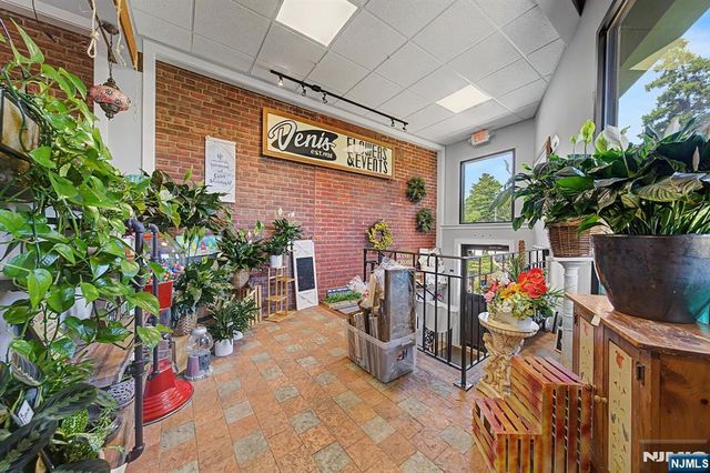 185 Madison Avenue D, New Milford, NJ 07646