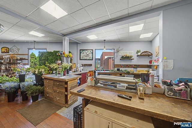 185 Madison Avenue D, New Milford, NJ 07646