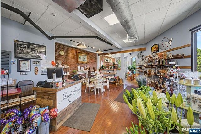 185 Madison Avenue D, New Milford, NJ 07646