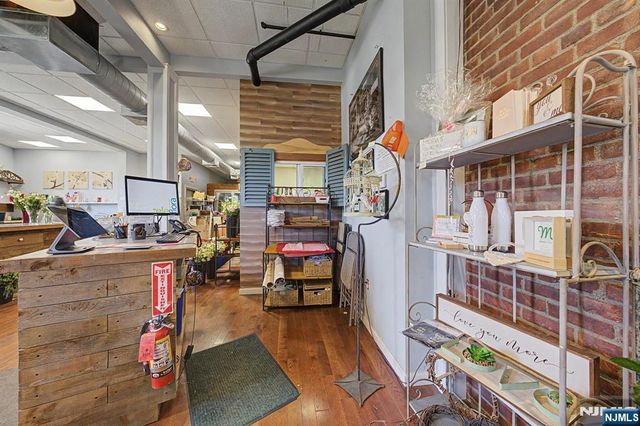 185 Madison Avenue D, New Milford, NJ 07646