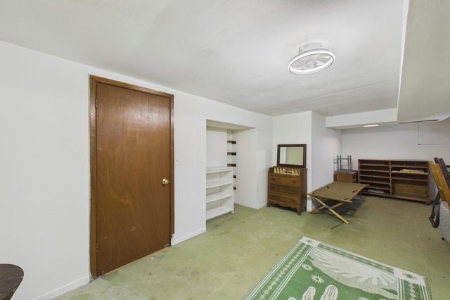 737 31st Avenue N, Minneapolis, MN 55411