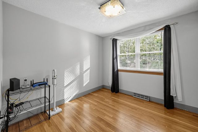 7 Phyllis Drive, Billerica, MA 01821