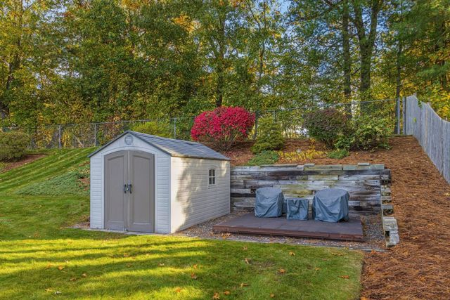 7 Phyllis Drive, Billerica, MA 01821